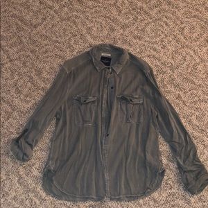 American Eagle Boyfriend Buttondown